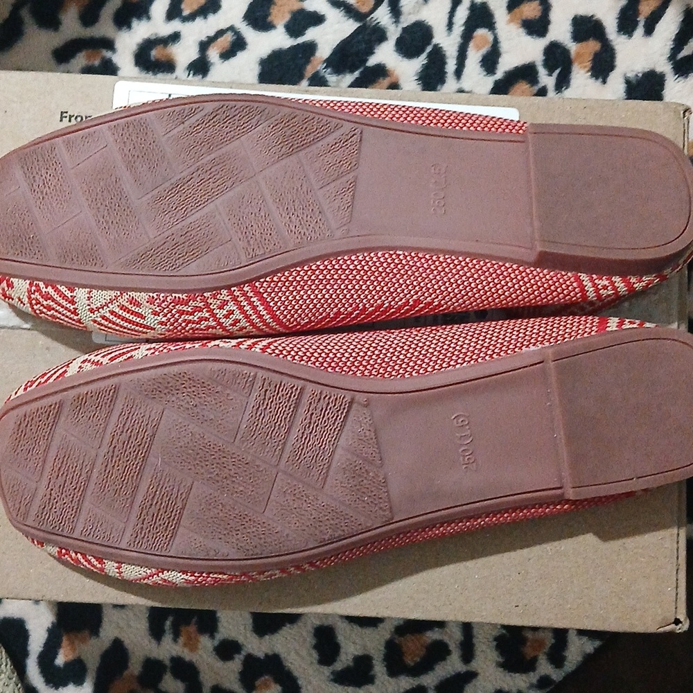 Red Patterned Slip-On Women's Flats - Picture 3 of 3